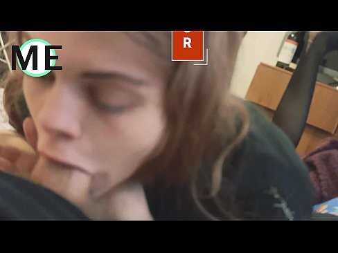 ❤️ دیک گلو، جوراب شلواری پاره و پاشنه پاره شده خوب است ❤️ پورنو در پورنو fa.libporno.ru ️❤